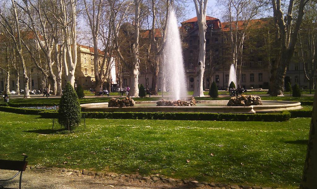 Apartment Central Zagabria Esterno foto